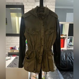 Talula Green Army Jacket for fall. 10/10 condition. Size is too large for me :(